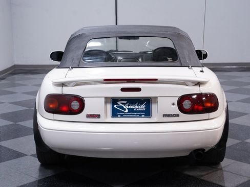 Used 1994 MAZDA MX-5 Miata image 9