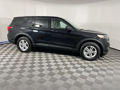Used 2023 Ford Explorer 4WD image 6