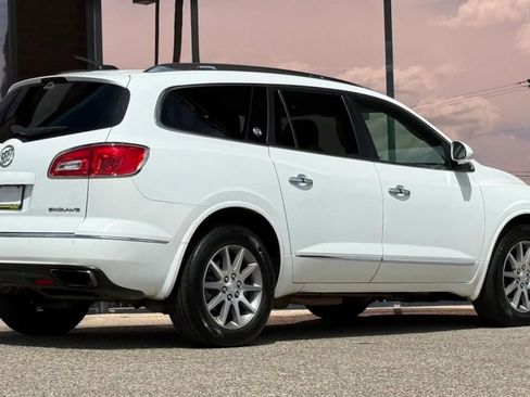 Used 2016 Buick Enclave Leather image 12