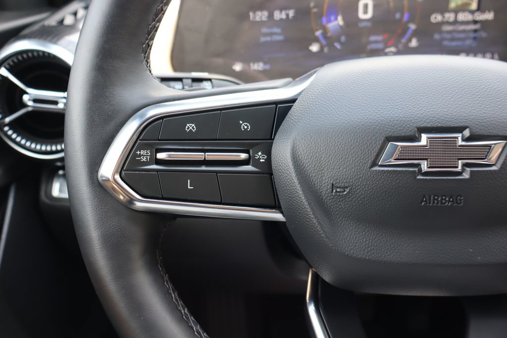 Used 2025 Chevrolet Equinox ACTIV w/ Safety and Technology Package FWD image 7