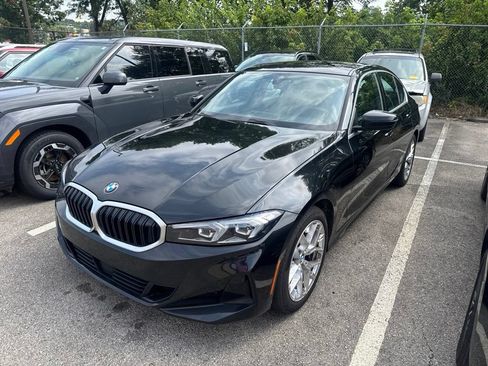 Used 2025 BMW 330i Sedan RWD image 1