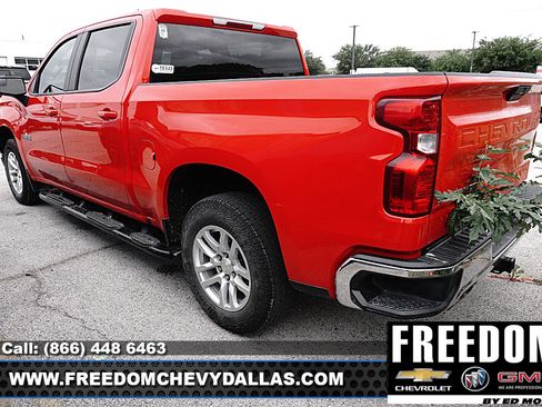 Used 2021 Chevrolet Silverado 1500 LT w/ Z71 Off-Road Package image 10