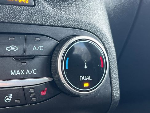 Used 2024 Ford Escape Active image 29