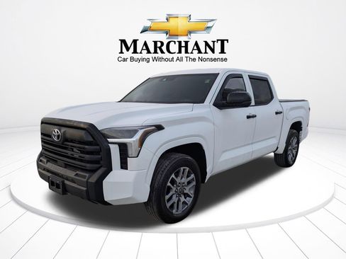 Used 2025 Toyota Tundra SR image 8