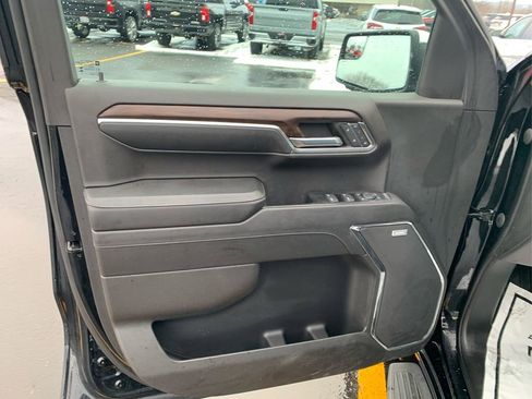 Used 2023 GMC Sierra 1500 SLT w/ SLT Convenience Package image 19