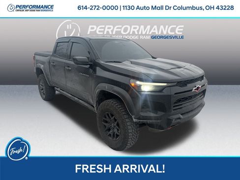 Used 2025 Chevrolet Colorado ZR2 w/ Technology Package image 1