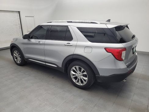 Used 2021 Ford Explorer Limited w/ Equipment Group 301A AWD/4WD image 3