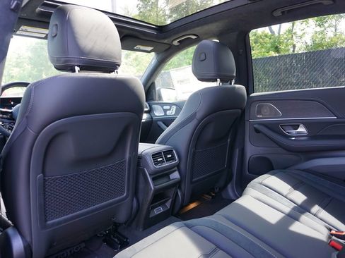 New 2026 Mercedes-Benz GLE 63 AMG S image 15
