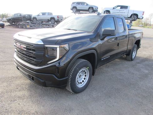 New 2026 GMC Sierra 1500 Pro image 9