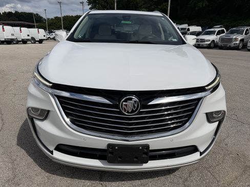 Used 2023 Buick Enclave Essence w/ Experience Buick Package FWD image 2