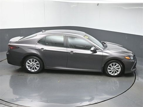 Used 2024 Toyota Camry LE image 45