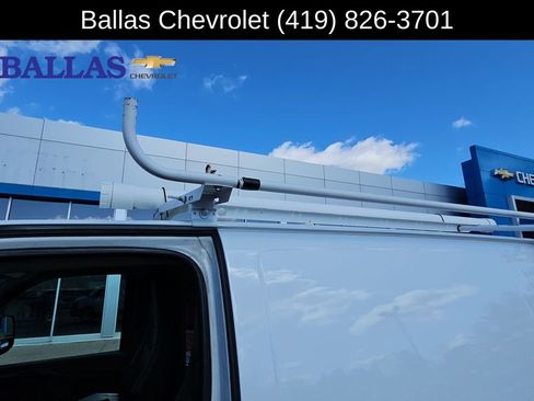 Used 2010 Chevrolet Express 2500 RWD image 33