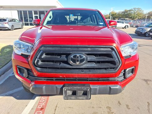 Used 2023 Toyota Tacoma SR image 9