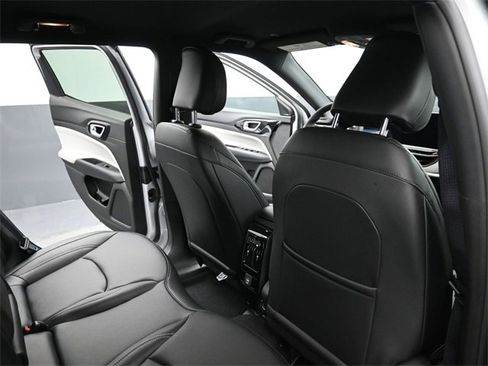 New 2026 Jeep Compass Limited w/ Mopar Graphics Package image 21