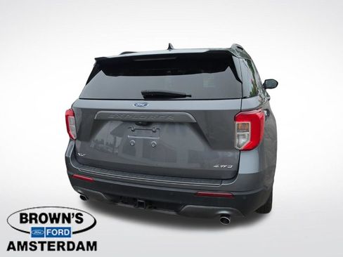 Used 2023 Ford Explorer XLT w/ Equipment Group 202A AWD/4WD image 7