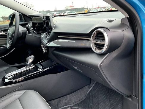 Used 2025 Chevrolet Trax ACTIV w/ Driver Confidence Package image 14