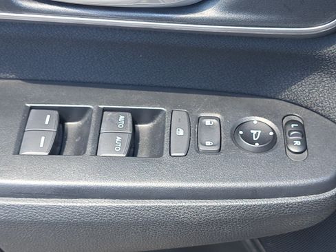 Used 2017 Honda CR-V EX image 28
