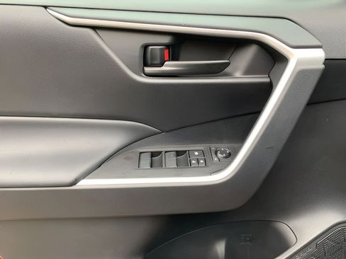 New 2025 Toyota RAV4 LE image 10