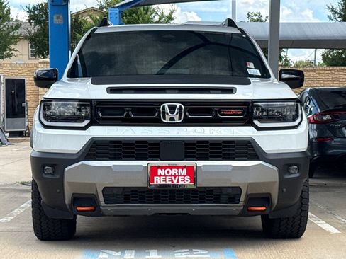 Used 2026 Honda Passport TrailSport Elite image 2