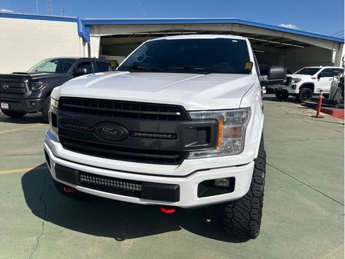Used 2018 Ford F150 XLT w/ Equipment Group 302A Luxury AWD/4WD image 3