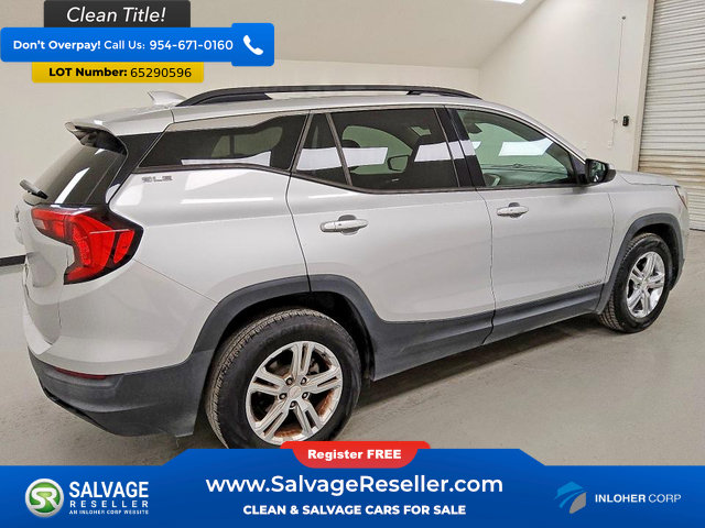 Used 2019 GMC Terrain SLE w/ Driver Convenience Package FWD image 4