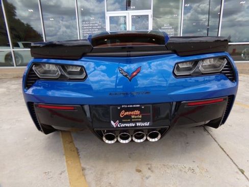 Used 2016 Chevrolet Corvette Z06 w/ 3LZ Preferred Equipment Group RWD image 6
