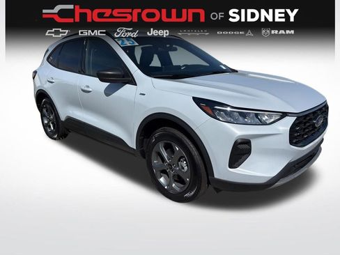 Used 2025 Ford Escape ST-Line w/ Tech Pack #1 AWD/4WD image 7
