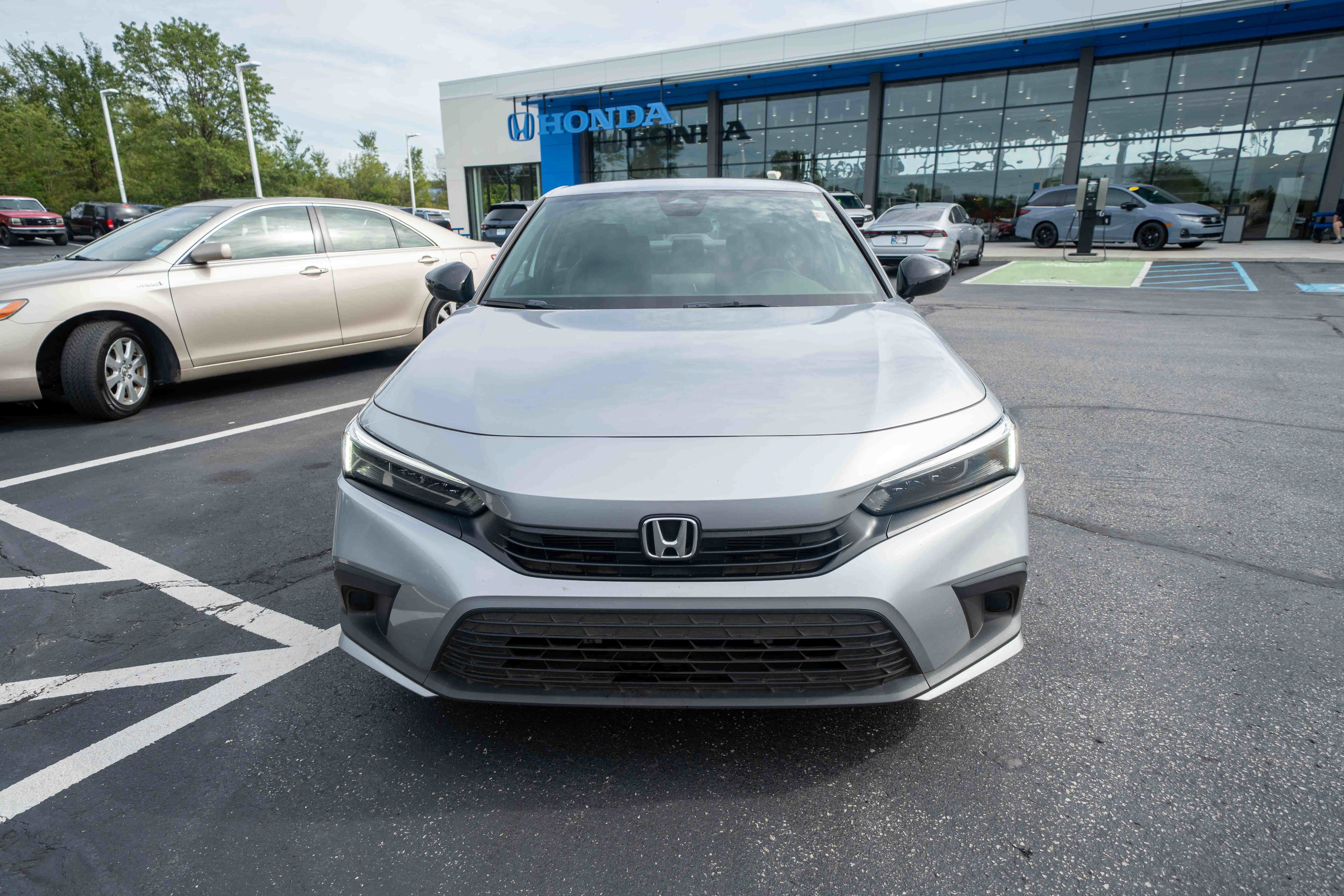 Certified 2024 Honda Civic Sport image 2