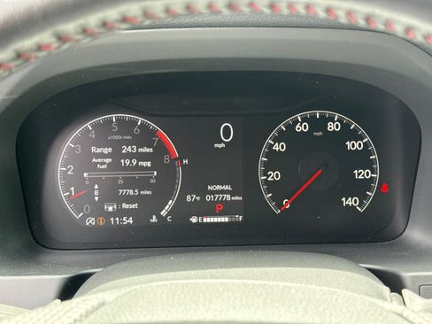 Used 2025 Honda Ridgeline Black Edition image 19