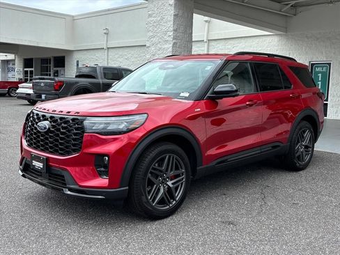 New 2026 Ford Explorer ST-Line w/ ST-Line Street Pack AWD/4WD image 22