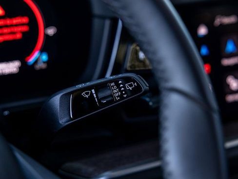 Certified 2025 Porsche Cayenne E-Hybrid AWD/4WD image 49