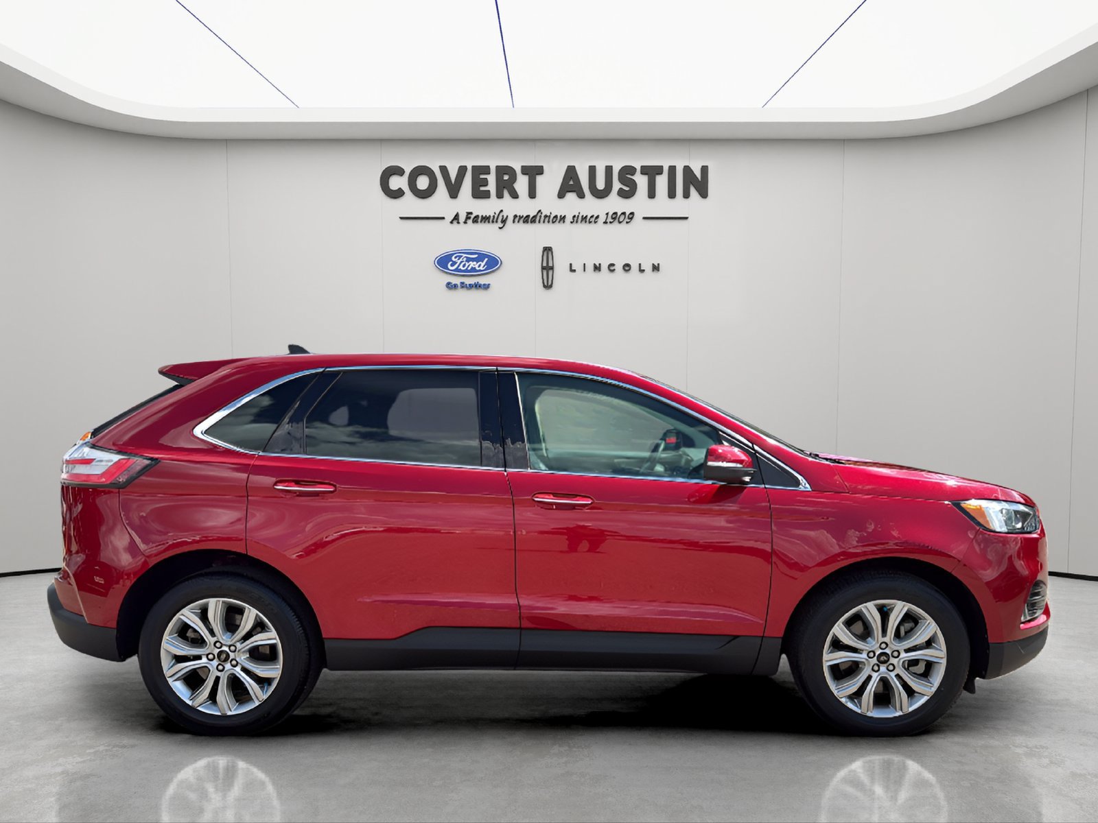 Certified 2023 Ford Edge Titanium AWD/4WD image 6