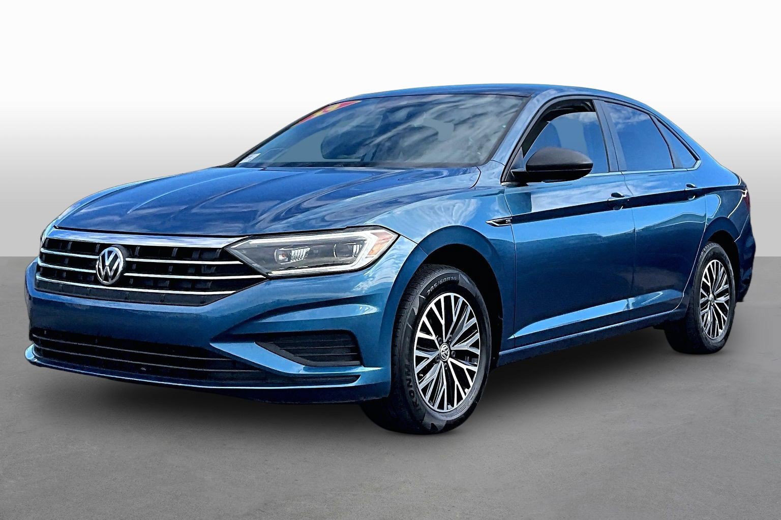 Used 2019 Volkswagen Jetta SEL FWD image 1