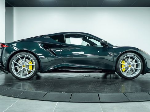 Used 2025 Lotus Emira image 5