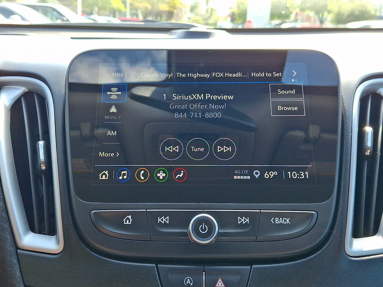 Used 2025 Chevrolet Malibu LT FWD image 16