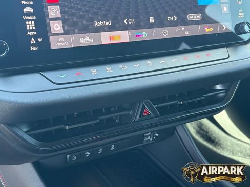 New 2026 Dodge Charger R/T AWD/4WD image 17