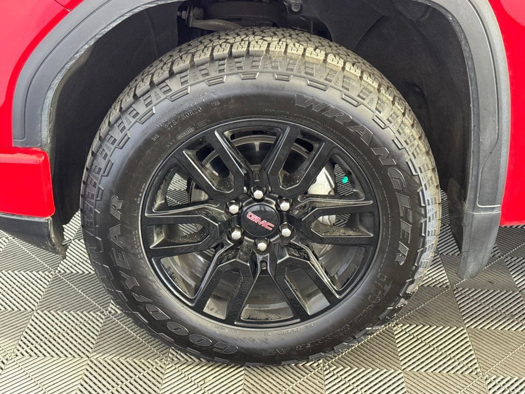 Certified 2025 GMC Sierra 1500 Elevation w/ Preferred Package AWD/4WD image 17