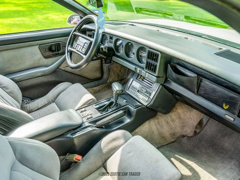 Used 1989 Pontiac Firebird Trans Am RWD image 66