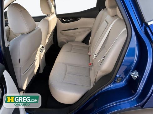 Used 2018 Nissan Rogue Sport SL w/ SL Premium Package FWD image 15