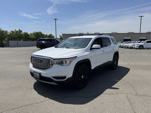 Used 2019 GMC Acadia SLT image 5