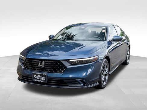 Used 2023 Honda Accord EX image 13