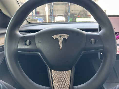Used 2021 Tesla Model 3 Standard Range Plus image 20