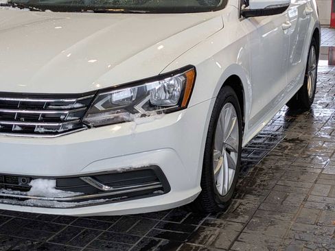 Used 2018 Volkswagen Passat 2.0T SE image 10