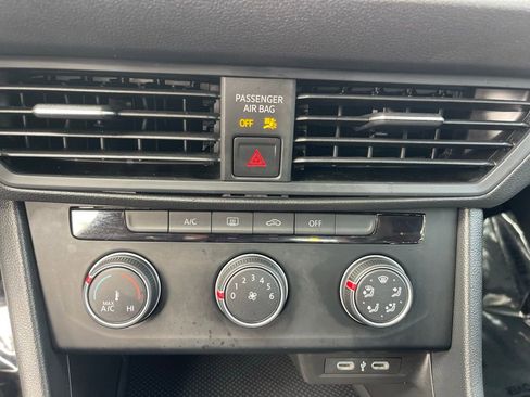 Used 2024 Volkswagen Jetta S image 17