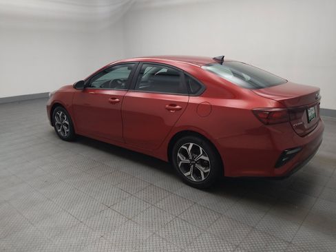 Used 2019 Kia Forte LXS FWD image 3
