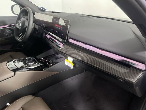 Used 2024 BMW i5 M60 w/ Premium Package image 15