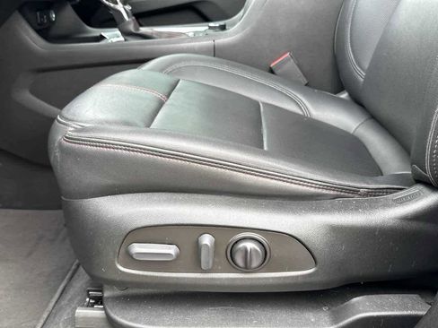 Used 2023 Chevrolet Traverse RS w/ LPO, Cargo Package image 22