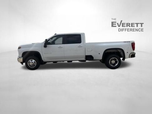 New 2026 Chevrolet Silverado 3500 LT w/ All Star Edition AWD/4WD image 4