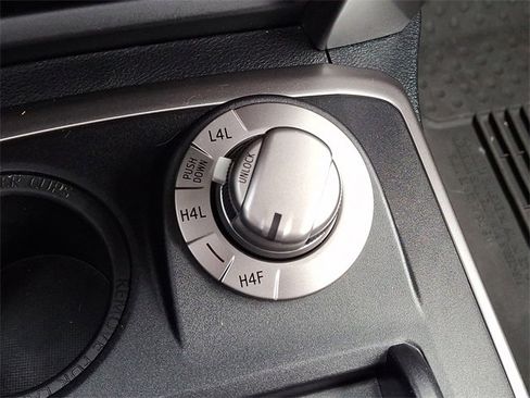 Certified 2024 Toyota 4Runner Limited image 26