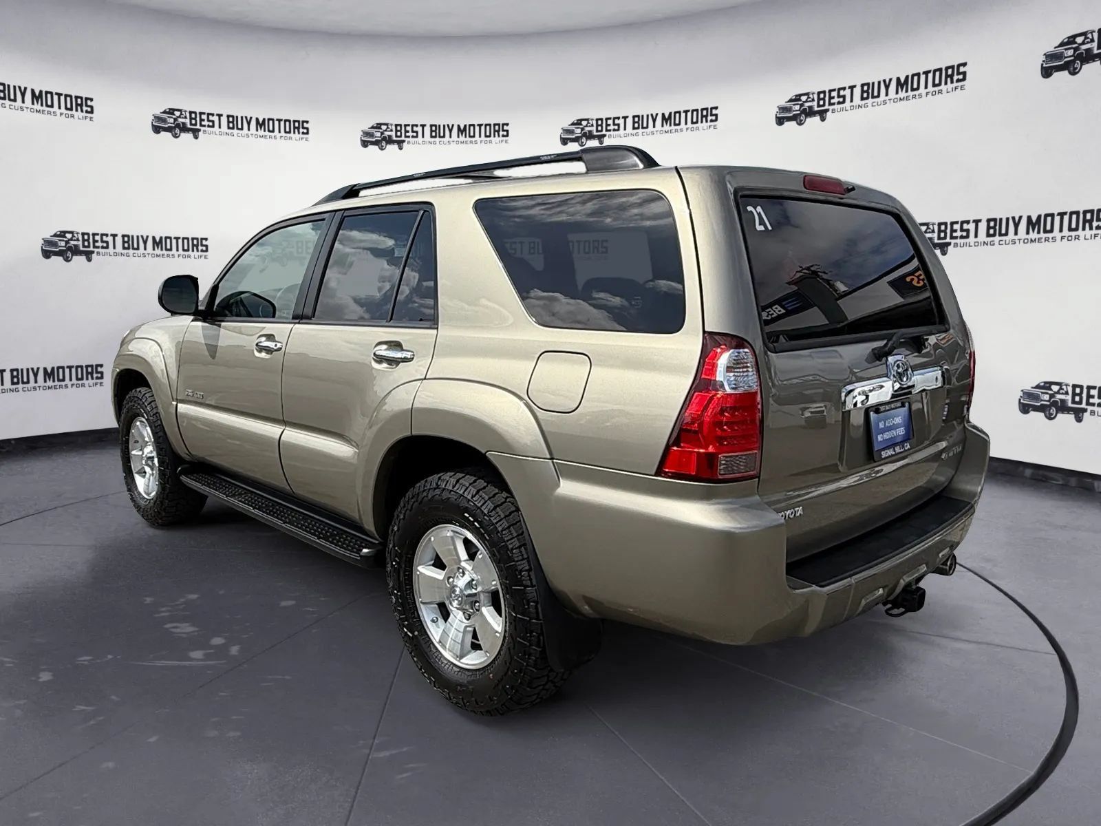 Used 2008 Toyota 4Runner SR5 w/ SR5 Extra Value Pkg 1 AWD/4WD image 6